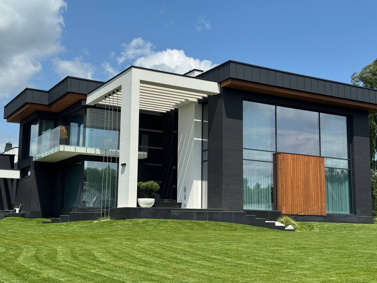 Будівництво приватного будинку по вул. Альфреда Нобеля